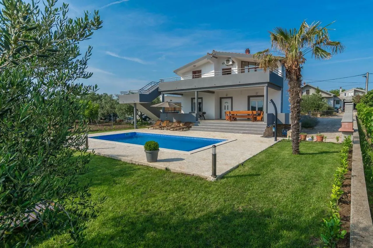 Villa Branka Debeljak 0*,  Kroatien